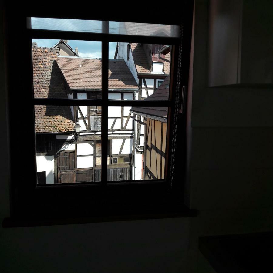 Comme Une Tour Dans Le Centre Historique Bouxwiller  Exterior foto